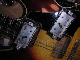 Gibson ES-345 sunburst 1970 Patent-Label pickups PICT0895.jpg